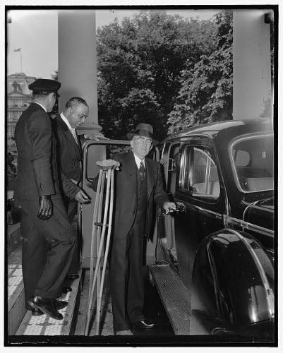 צילום היסטורי -פינדס: נכים, בוהן שבורת, קביים, מכונית, יור ויליאם בנקהד, הבית הלבן, 1938